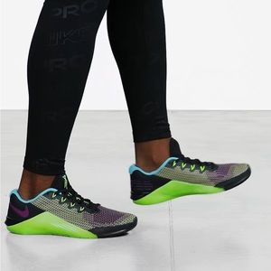 Nike Metcon 5 - *Glow in the Dark sole! W8.5